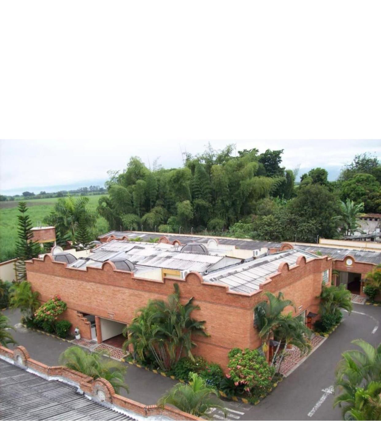 Aparta Hotel Plenitud Palmira  Exterior photo